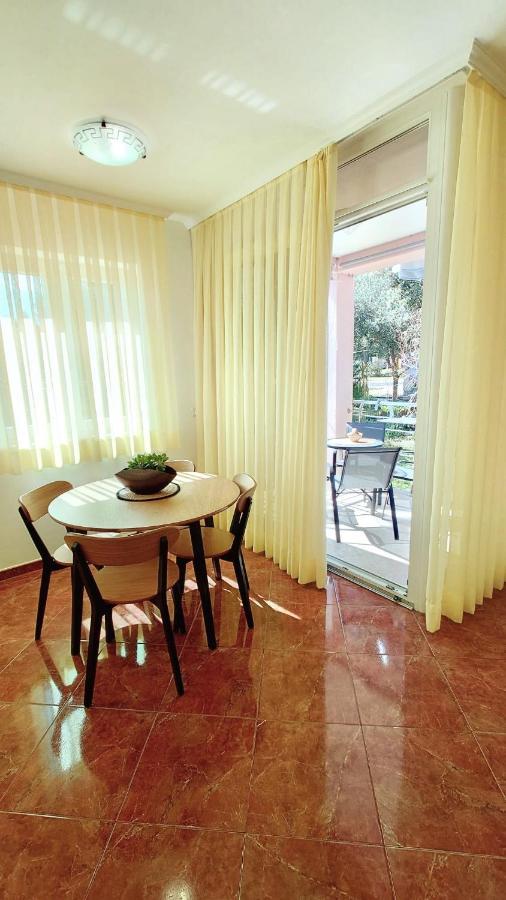 Lola Apartament